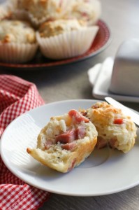 salted chees ham muffins