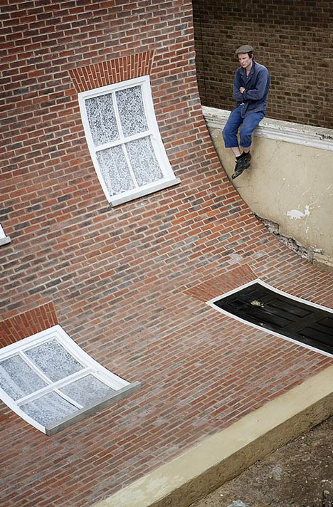 dezeen_house-with-slipped-down-facade-Margate-Alex-Chinneck_12