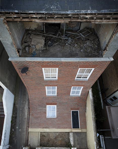 dezeen_house-with-slipped-down-facade-Margate-Alex-Chinneck_3