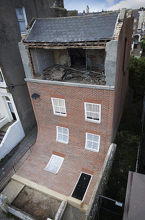 dezeen_house-with-slipped-down-facade-Margate-Alex-Chinneck_5