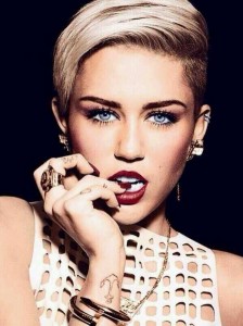 Miley Cyrus – Destiny Cyrus