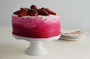 strawberry-cake-cream-cheese-ombre-wedding-cake-spring-recipe-sponge-cake