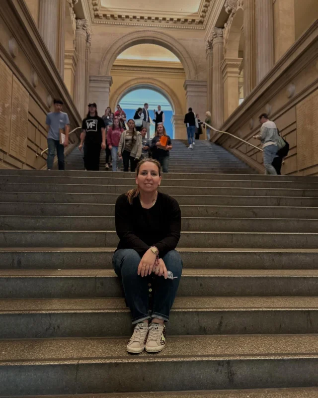 Throwback to last year… in New York City! At the @metmuseum admiring Modigliani, visiting the @one_vanderbilt and watching the view of the City, lunching at the iconic @balthazarny , visiting with my son the @friendstheexperience , the @icecreammuseum and meeting one of my favourite actress the multi award nominated #rachelmcadams after watching her debut in Broadway! #ny #nyc #nycphotography #newyork #newyorkcity #newyorktrip #friends #balthazar #balthazarnyc #themet #themetropolitan #metmuseum #onevanderbilt #modigliani #friendsmuseum #friendsexperiencenyc #friendsexperience #traveling #newyork_world #instatraveling #travelgram #kmtravels #photography #throwback #memories #nymemories